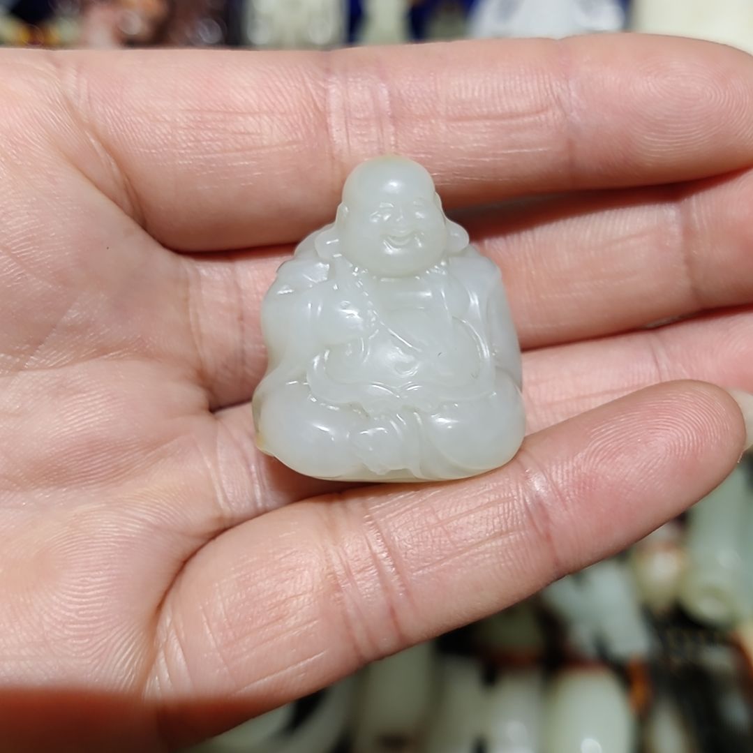 和田玉车挂未镶嵌隆*?