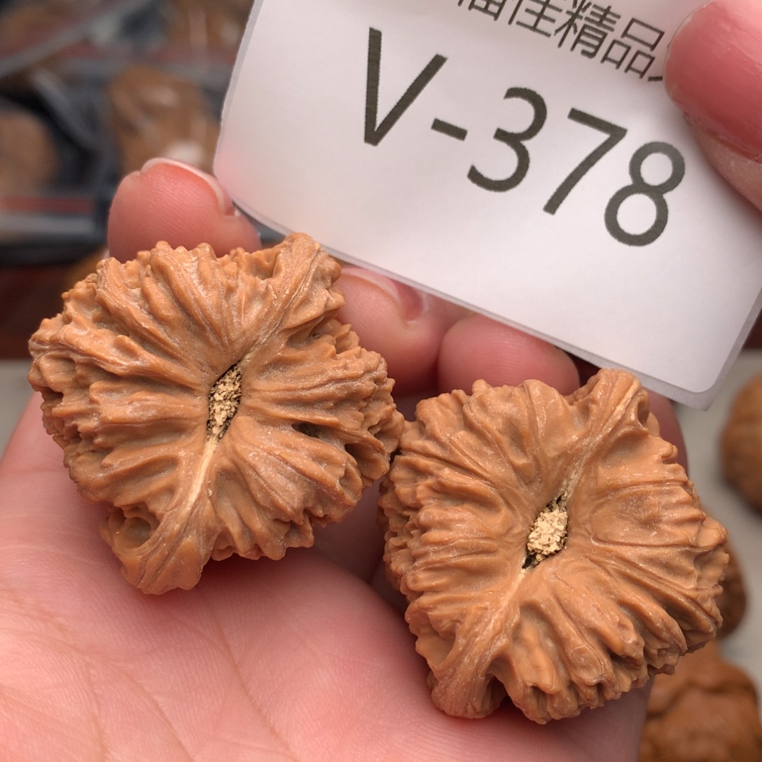 文玩核桃把件40南疆石mmmmm