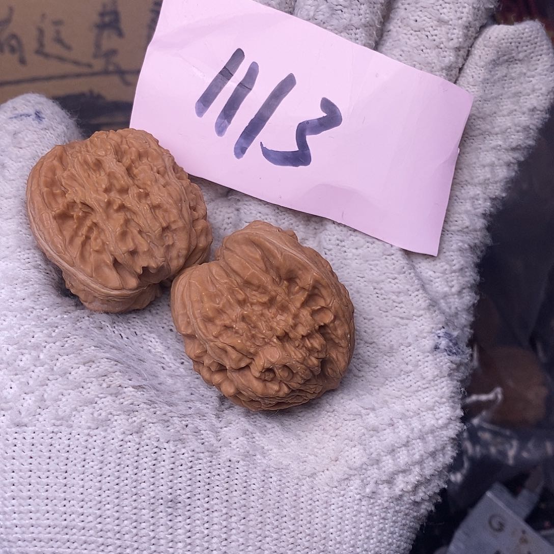 桃核把件劇*四座楼核桃