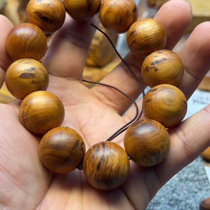 柏木（崖柏）瑕疵103