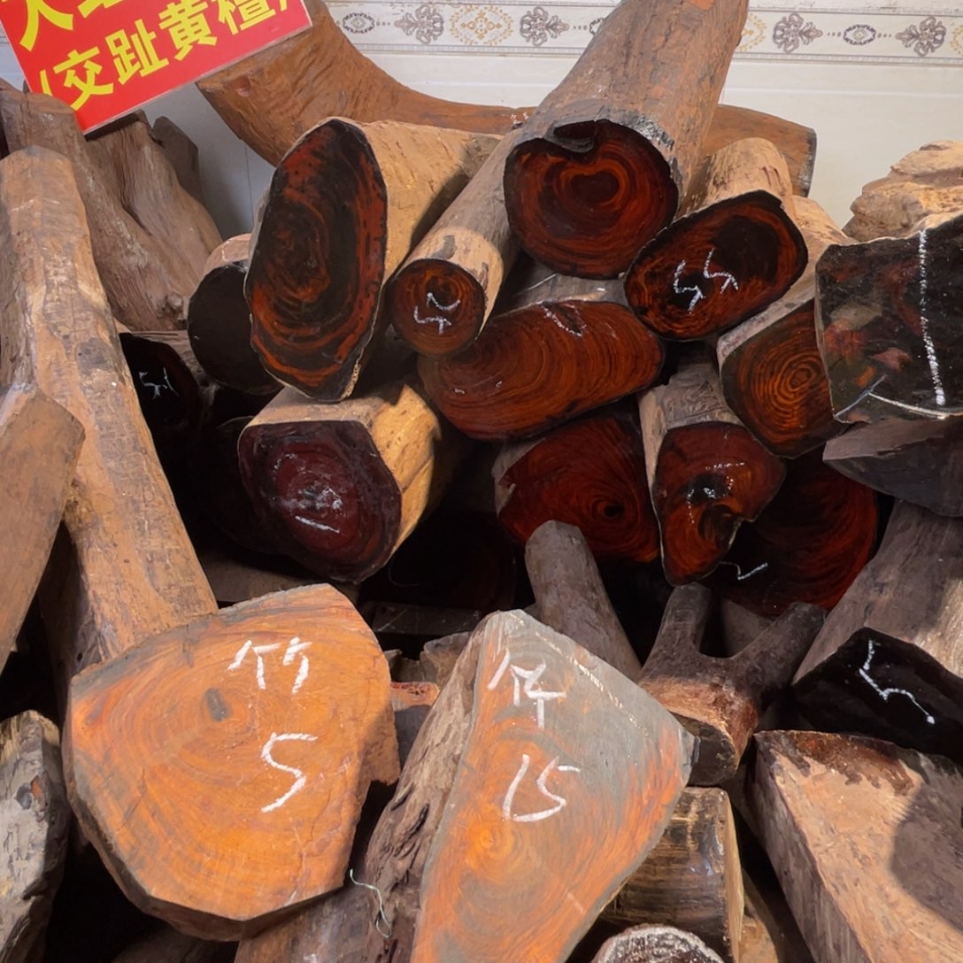 竹***枝木大红酸枝原料摆件