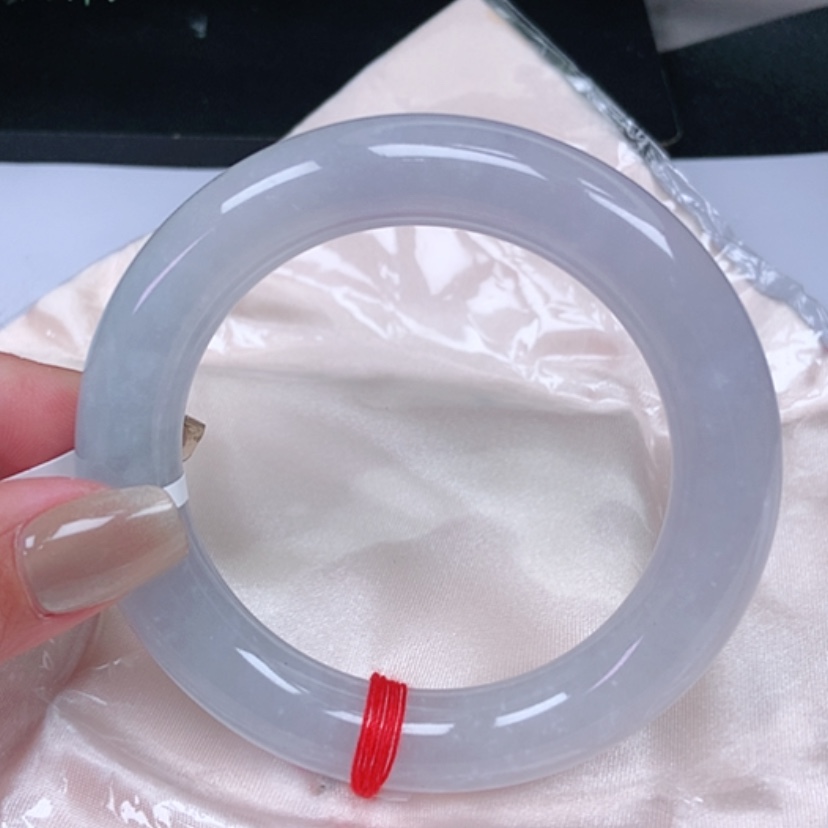 【闪购商品】翡翠手镯未镶嵌胖圆，