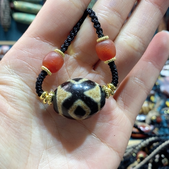 玛瑙/玉髓颈饰合金小**?19