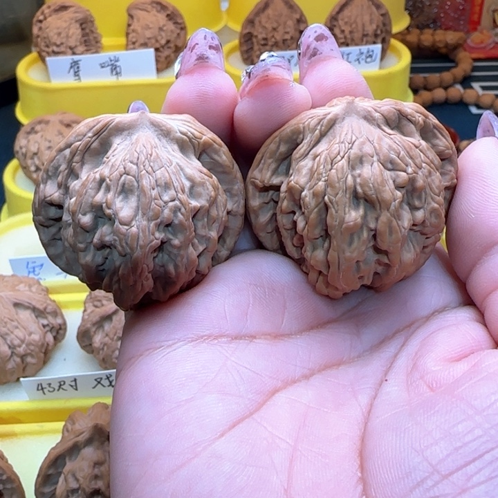 陌**花文玩核桃全品虎头文玩核桃，全品虎头