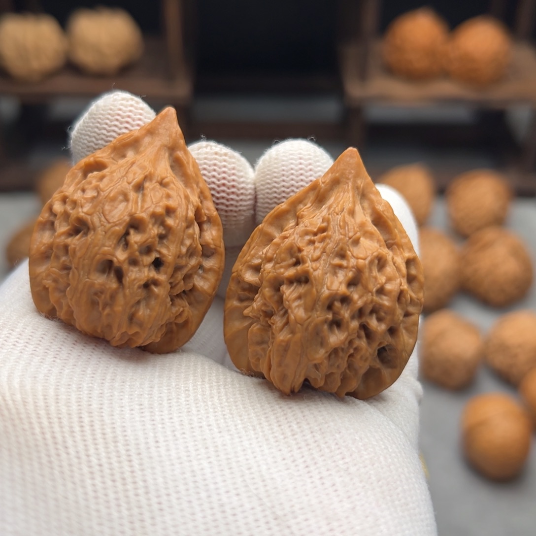 桃核吊坠一**璃野生机关枪33.33.42