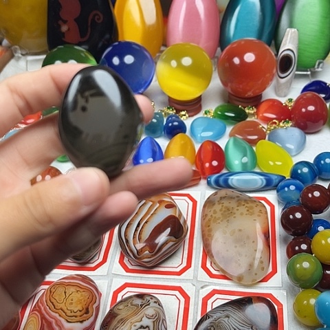 玛瑙/玉髓耳钉未镶嵌
