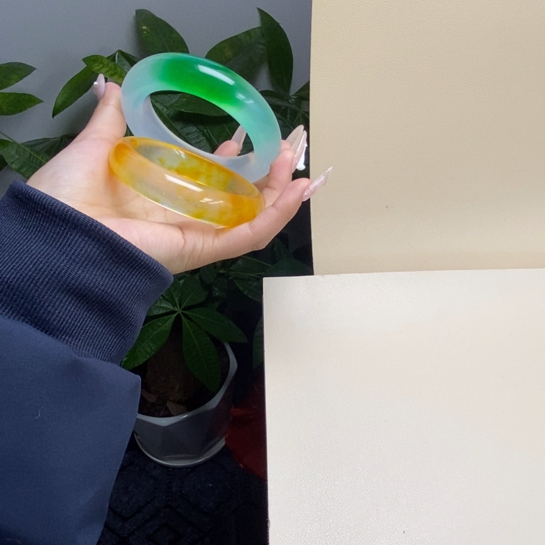 倩***儿玉时尚飘花手镯59圈口倩宝儿