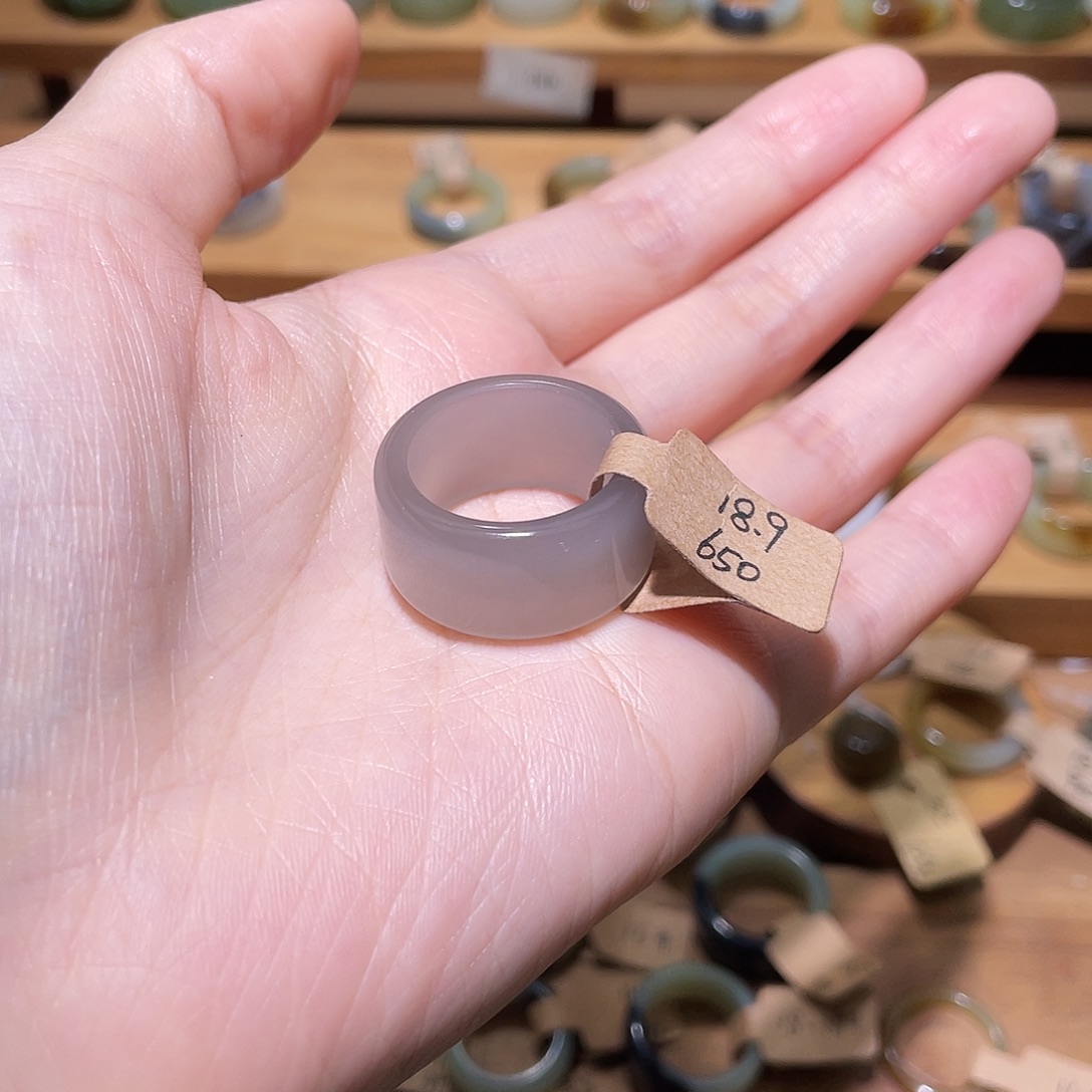 V***~和田玉未镶嵌戒指18.9