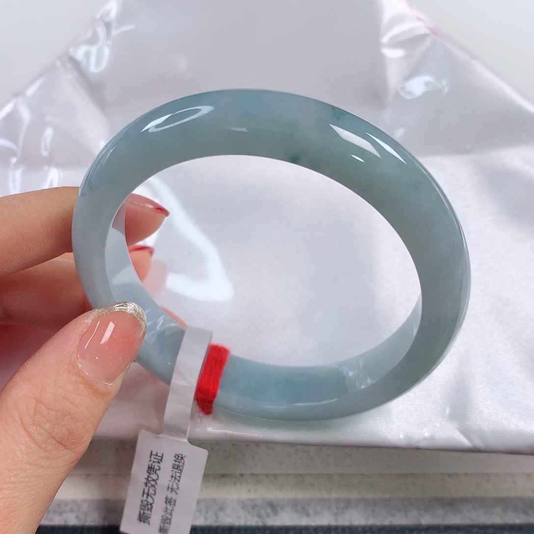 翡翠手镯未镶嵌 正圈①①②