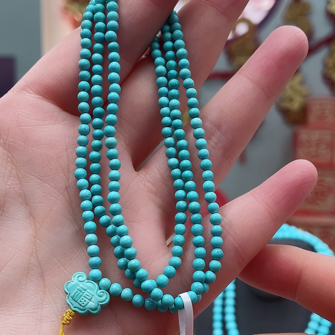 绿松石颈饰未镶嵌