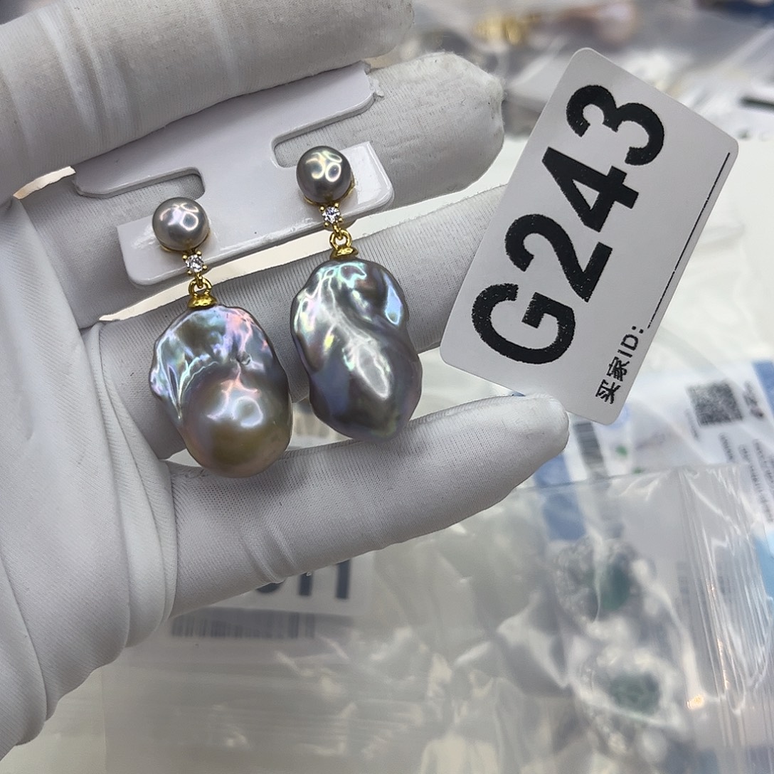 淡水珍珠合金耳饰