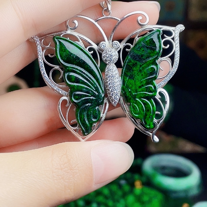 翡翠银S925镶嵌颈饰多样性