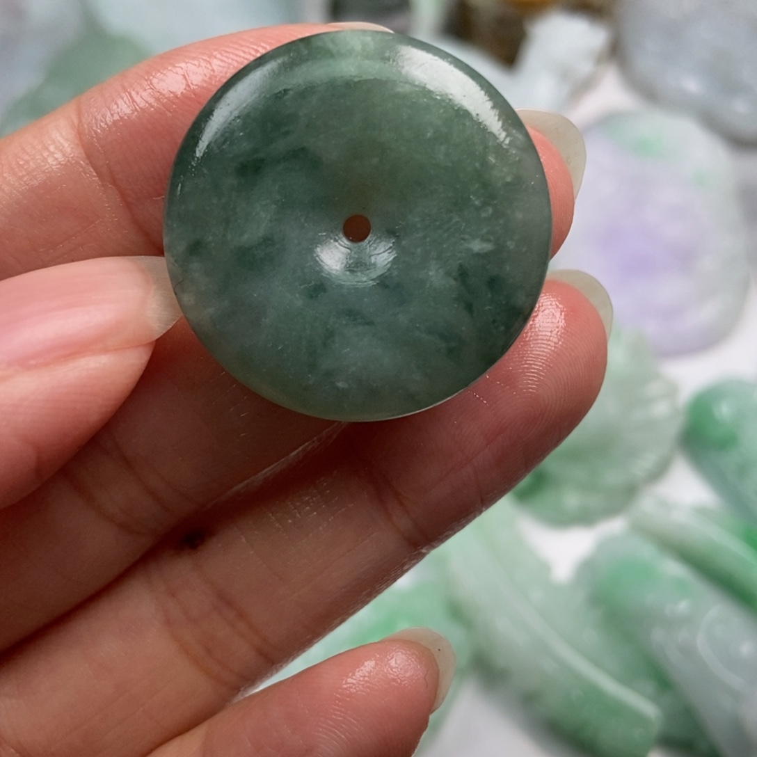 定制翡翠未镶嵌翡翠