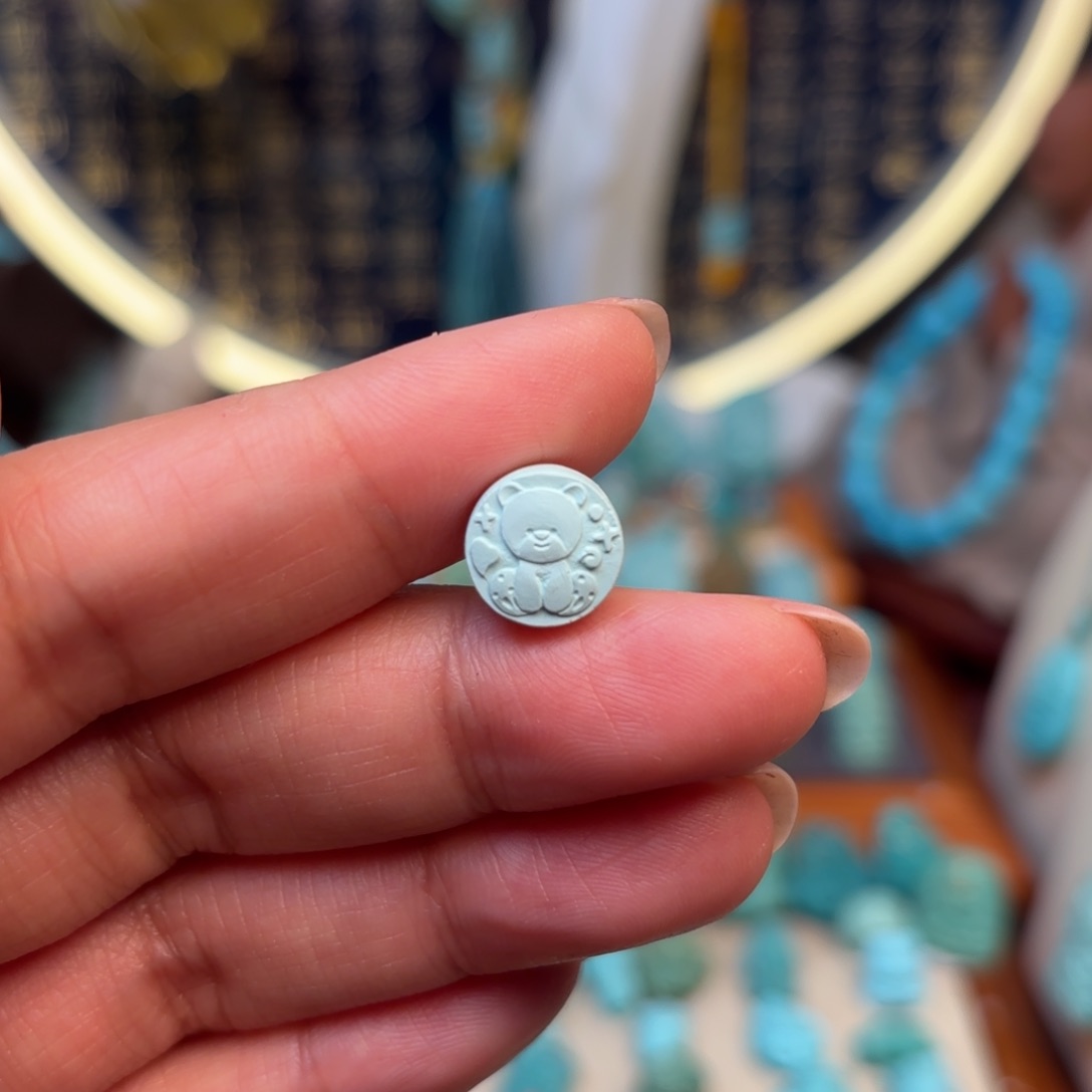 绿松石配饰未镶嵌