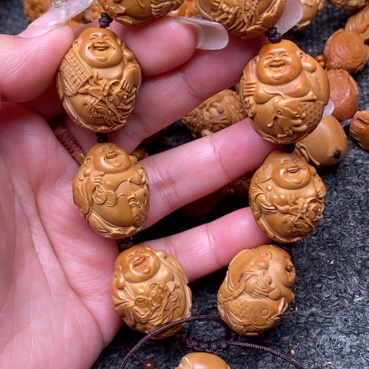 吊坠橄榄核与KTV秃旅途秃头