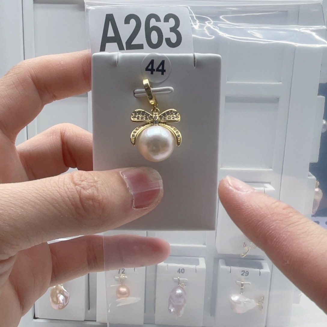 颈饰合金淡水珍珠