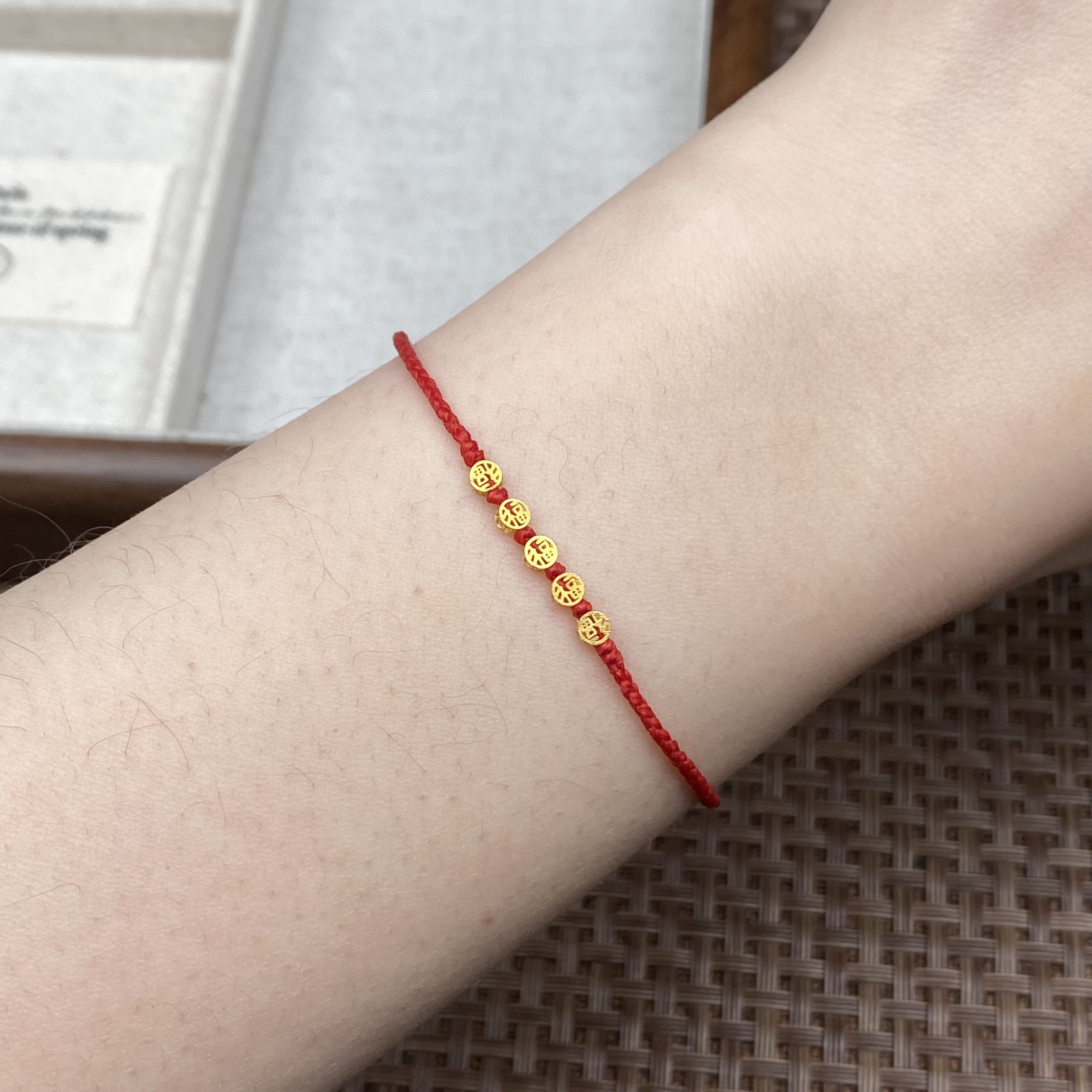 18k金五福可调节手工编绳本命年红绳蜡绳带天然A货翡翠尾珠