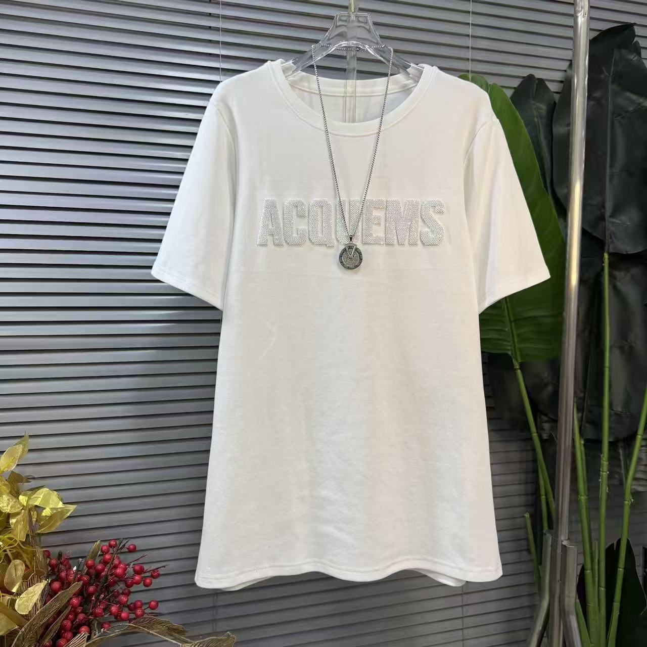 潮秀儿家大码冬季欧货立体字母正肩显瘦棉T半袖8847