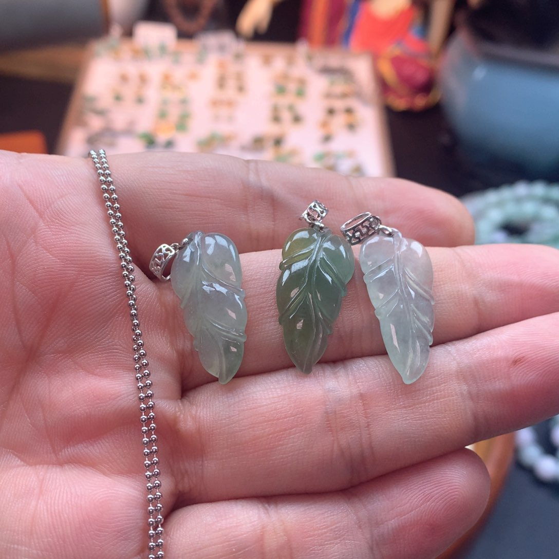 颈饰未镶嵌翡翠多样性发货。一件