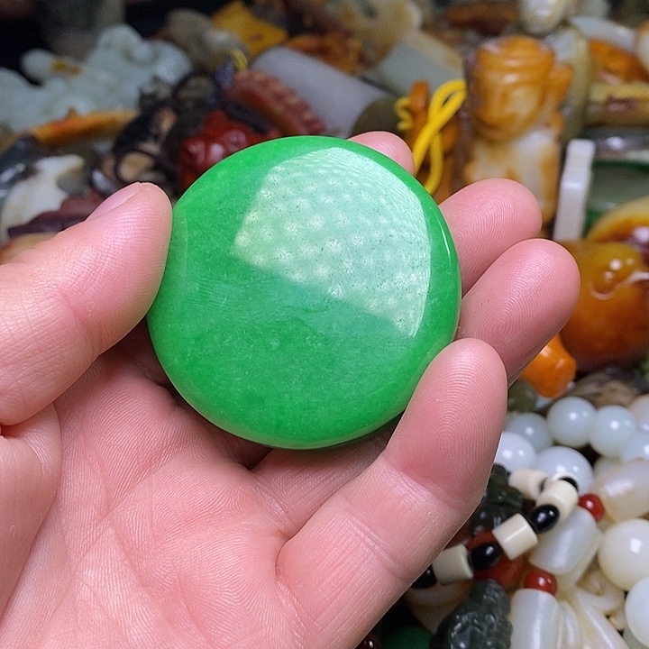 对***点和田玉（糖玉）未镶嵌挂件