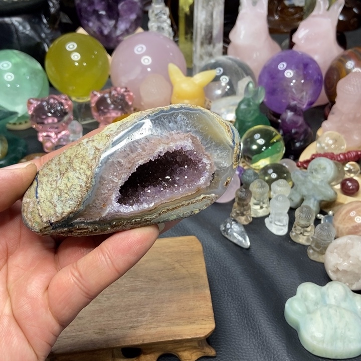 水晶摆件未镶嵌小晶洞