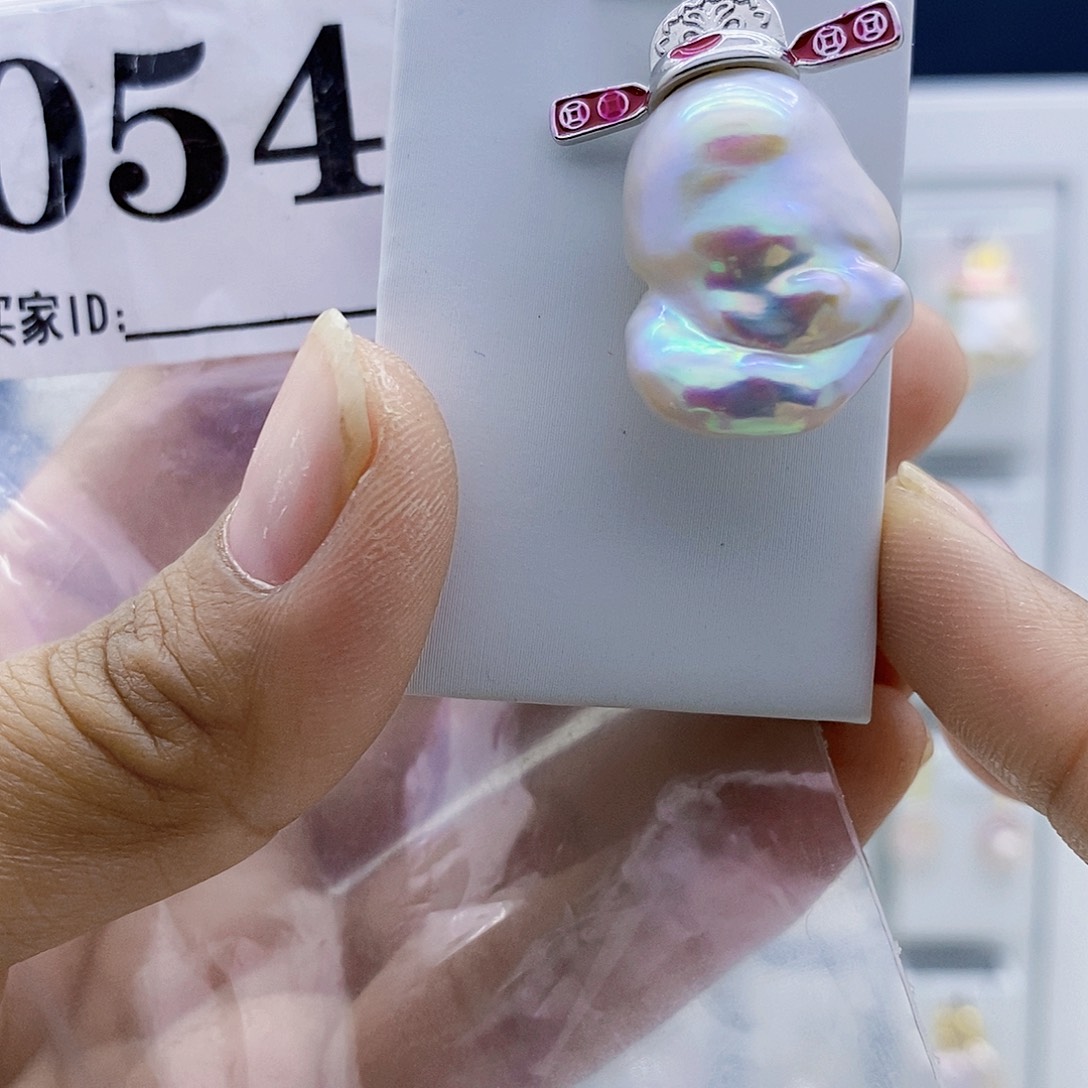 钛钢颈饰淡水珍珠
