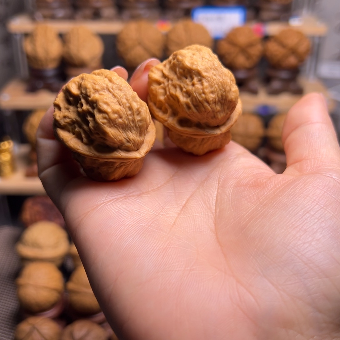 桃核把件龙脊妖蟾H4、38……