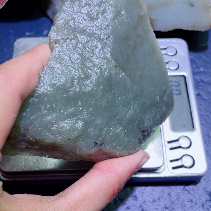 和田玉未镶嵌珠宝半成品