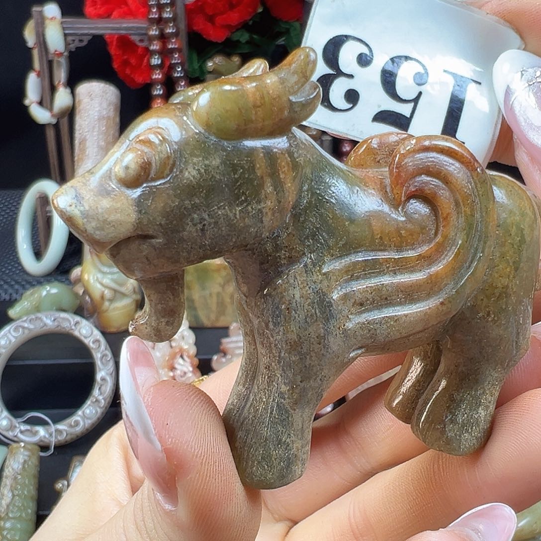 和田玉未镶嵌挂件