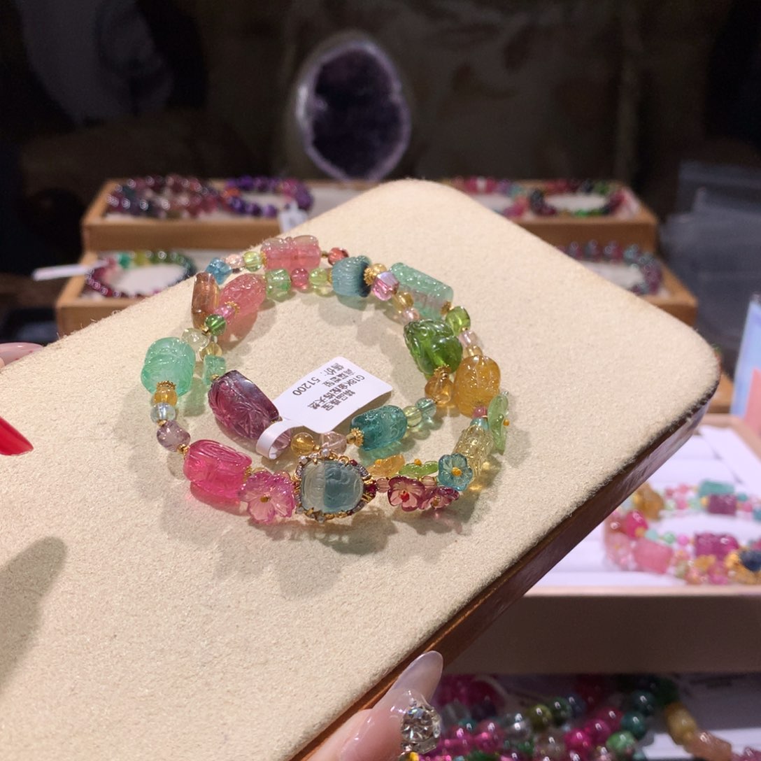 未镶嵌多样性发货其一碧玺