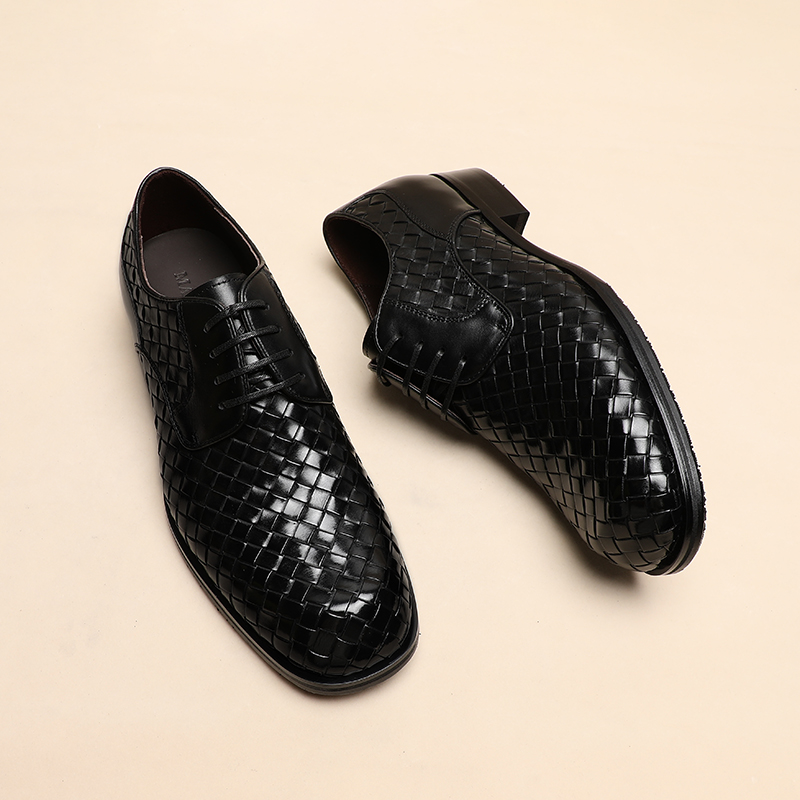 英伦时尚百搭商务休闲手工真皮编织黑色方头系带琴底男士德比皮鞋
