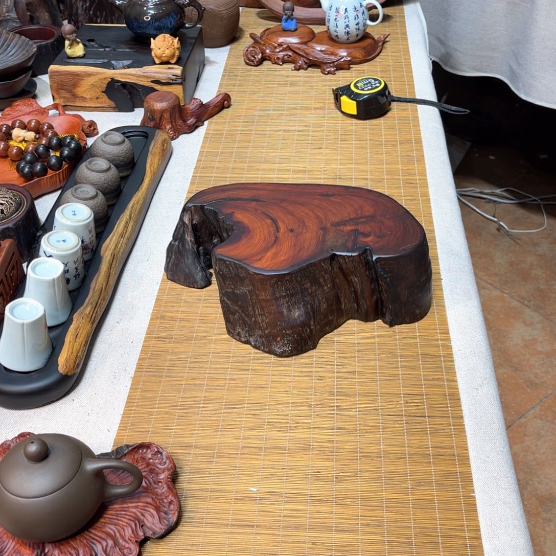 缅甸花梨底座壶承