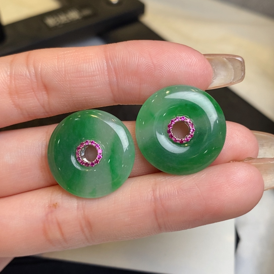 翡翠耳饰18K金镶嵌甜甜圈