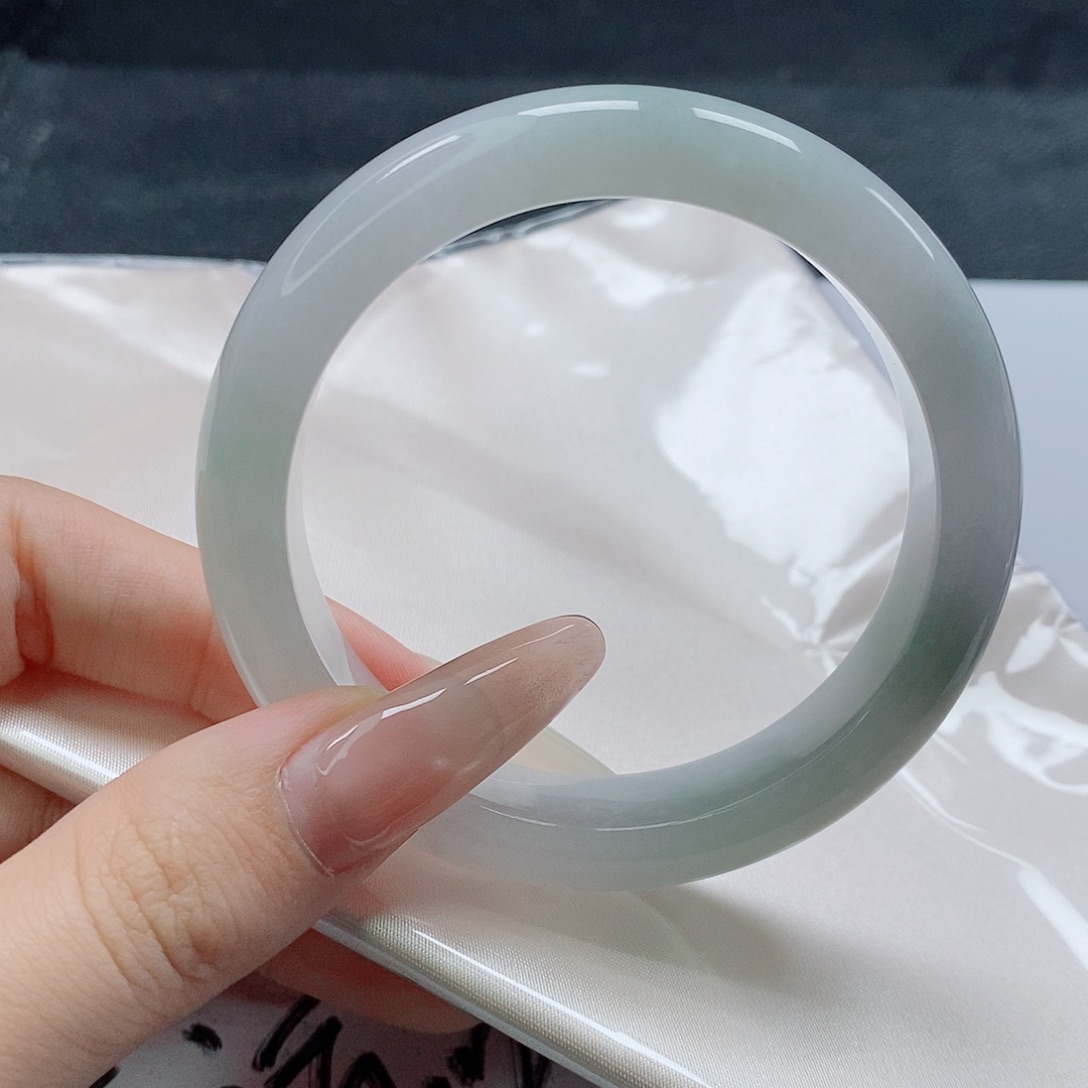 【闪购商品】未镶嵌手镯翡翠477号