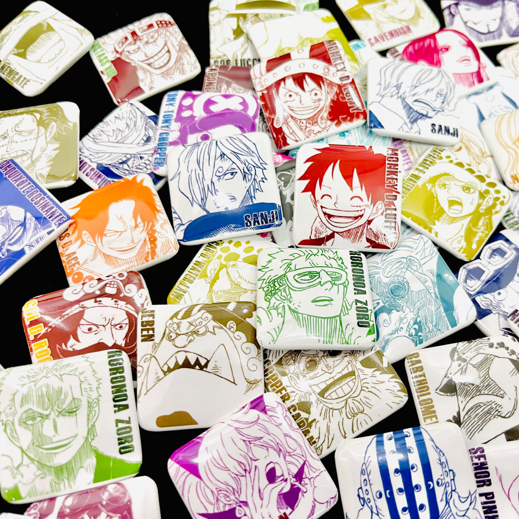 【二创自印】海贼路飞索隆山治方型糖豆口香糖吧唧