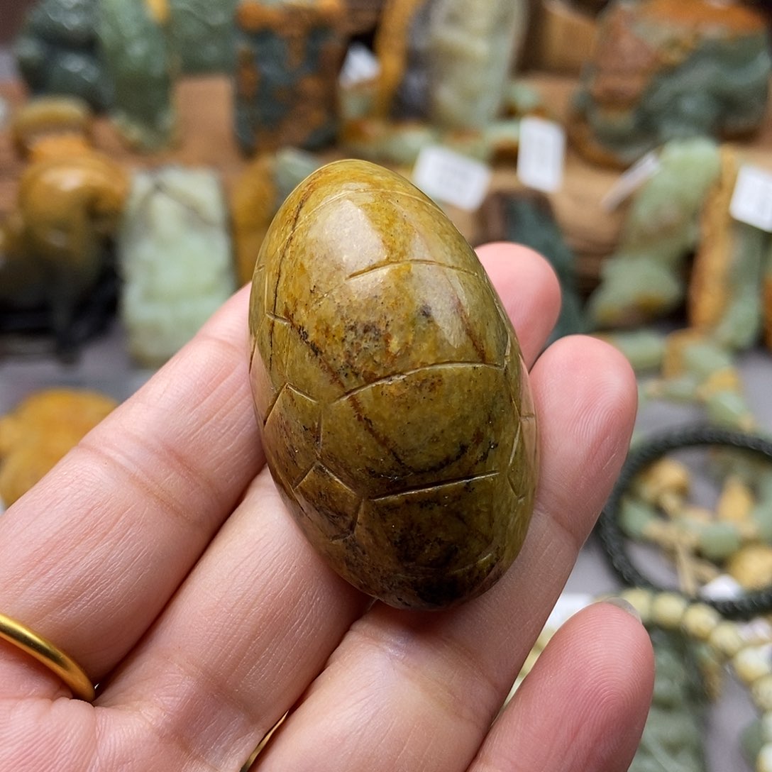 岫岩河磨玉（透闪石质玉）手把未镶嵌