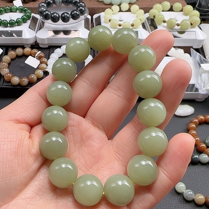 和田玉手串未镶嵌