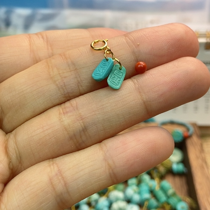 南红玛瑙未镶嵌珠宝奇石