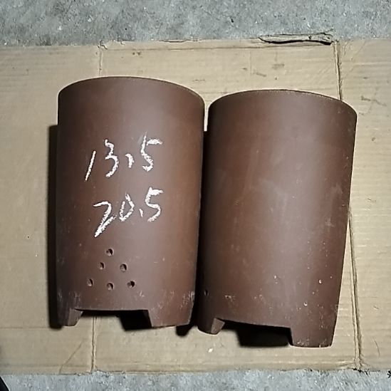 紫砂大笔筒两个微瑕