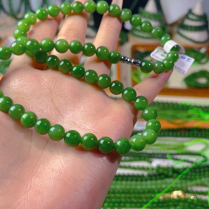 和田玉（碧玉）未镶嵌颈饰冷*8