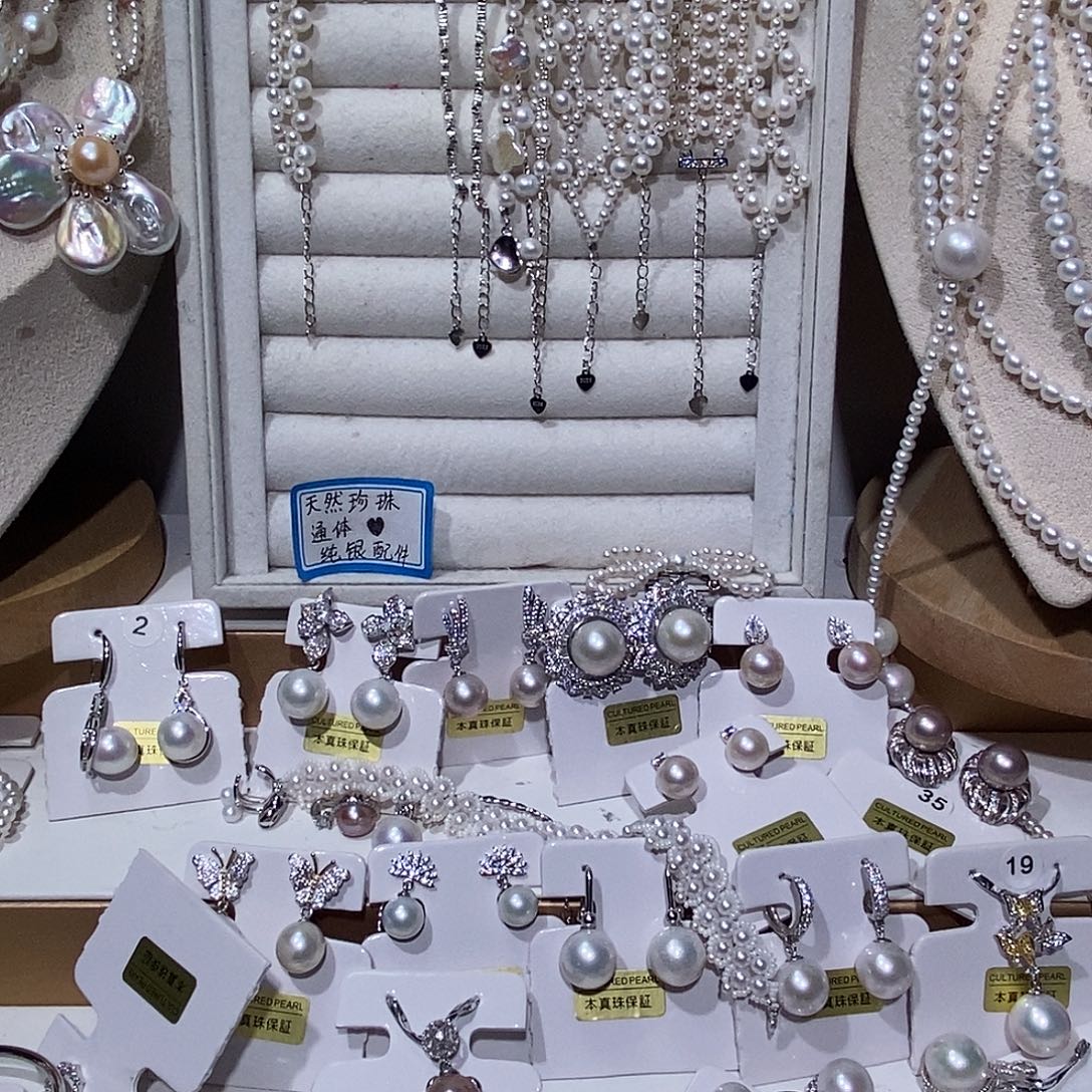 翠***花银S925镶嵌淡水珍珠耳饰