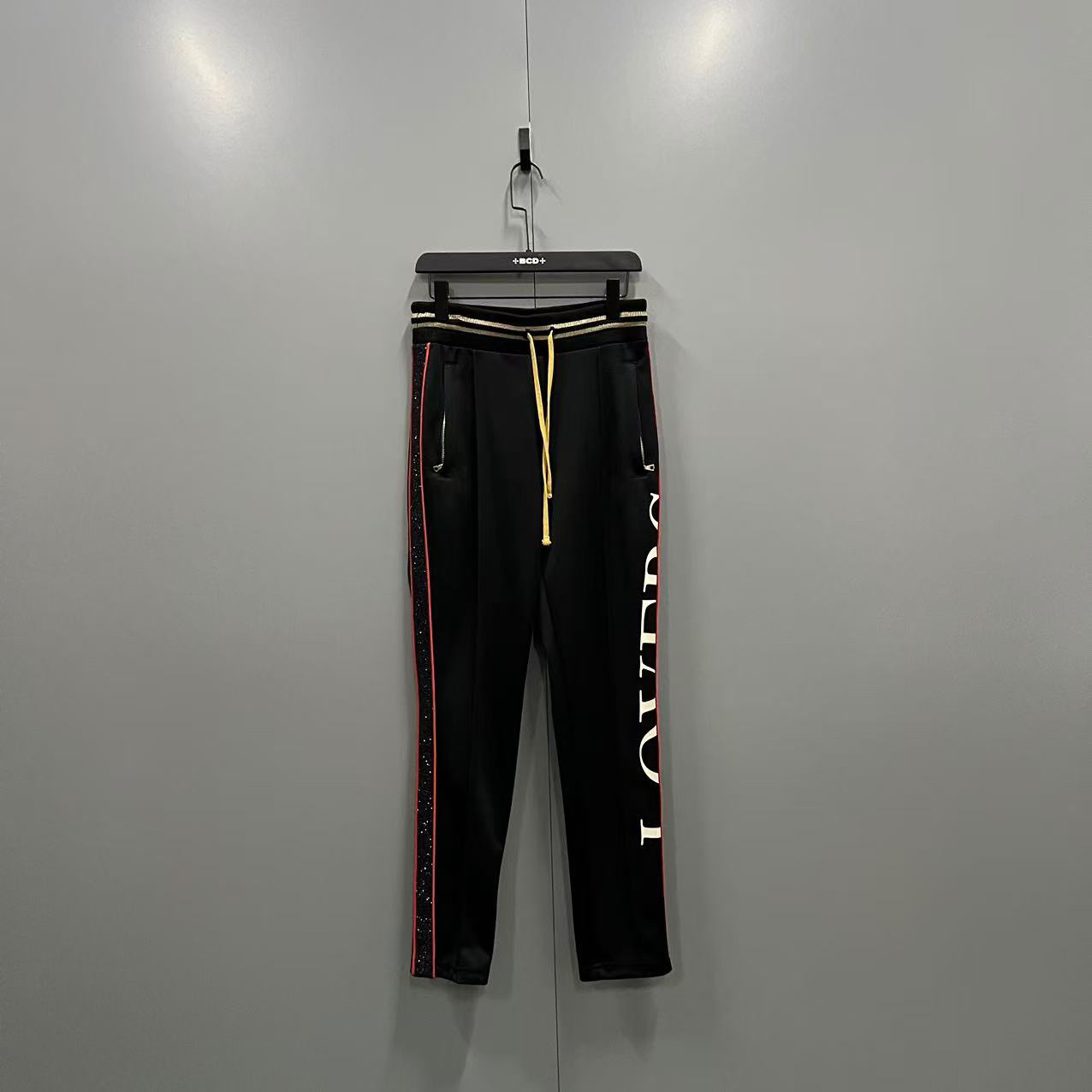 AMIRI 亮片条纹黑色长裤 S码/全新/吊牌 轻微污渍 bc000679