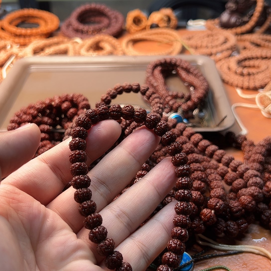 T***d吊坠金刚菩提老树王手持9