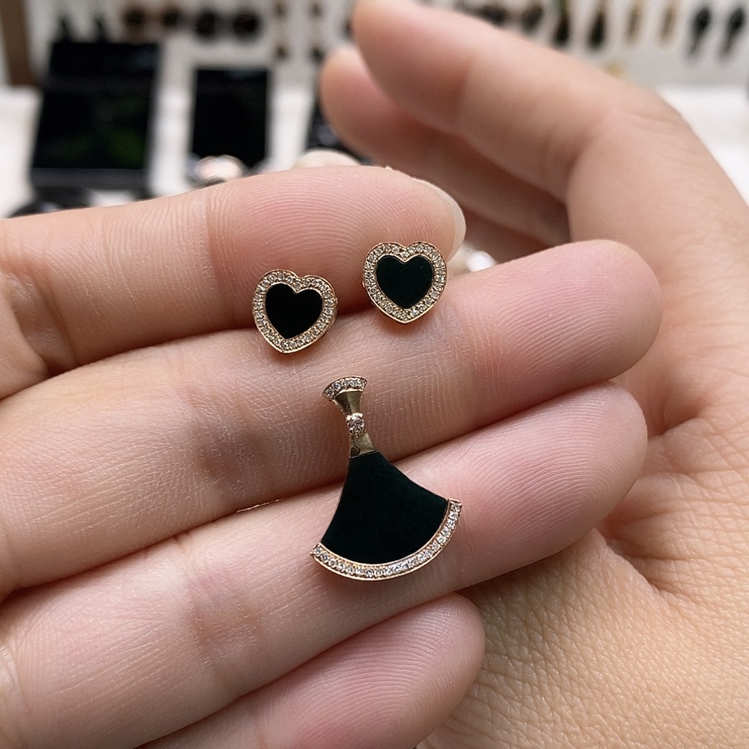 翡翠18K金镶嵌耳饰