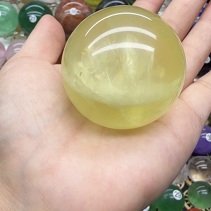 未镶嵌水晶珠宝半成品