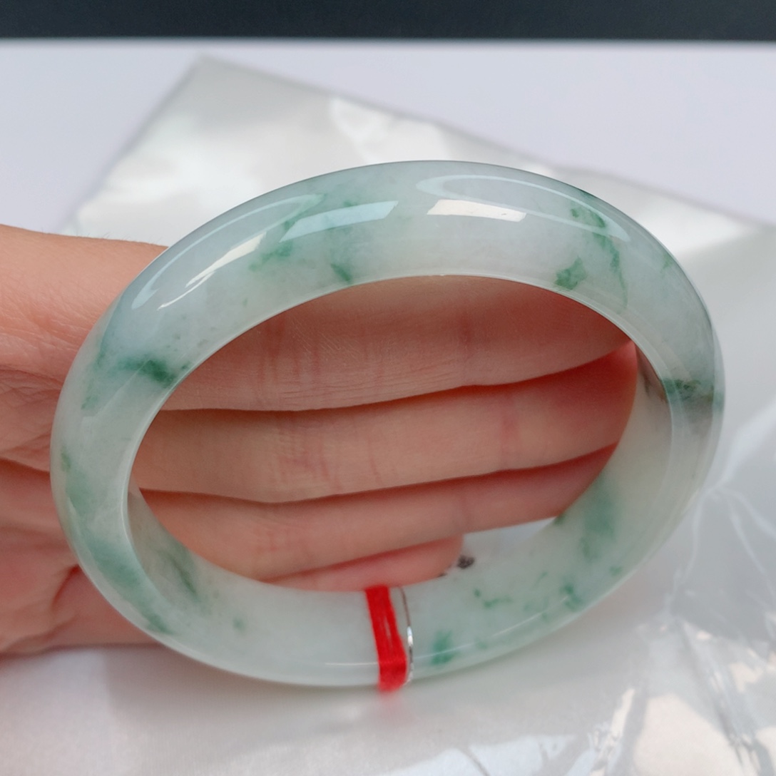 翡翠手镯未镶嵌58.5正圈