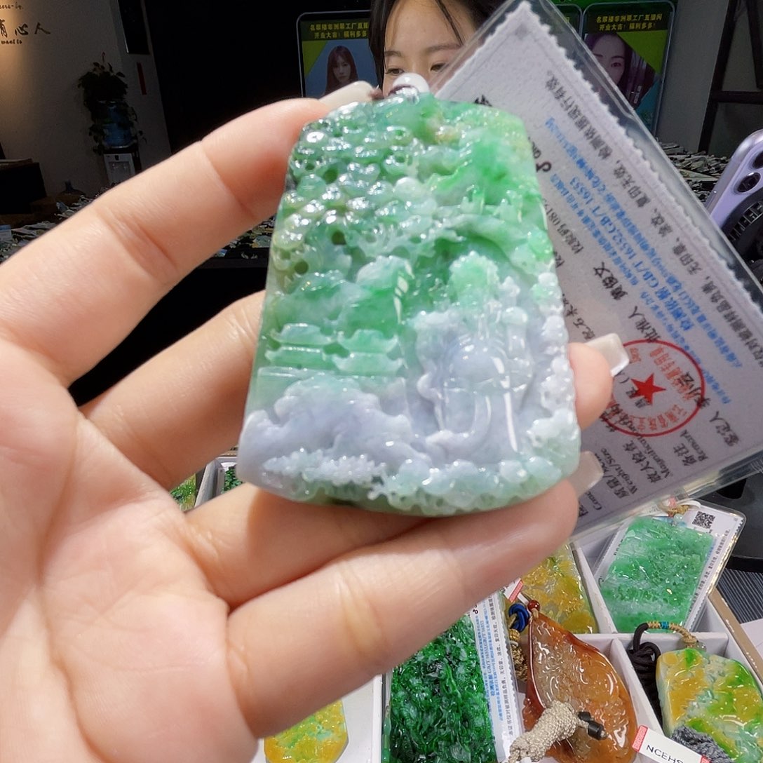颈饰未镶嵌翡翠一