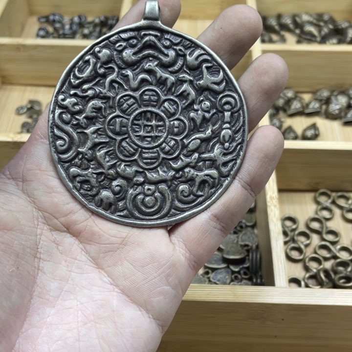 藏传白利马大九宫一个手工翻砂