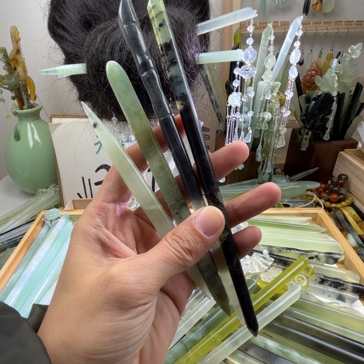 蛇纹石玉发饰未镶嵌