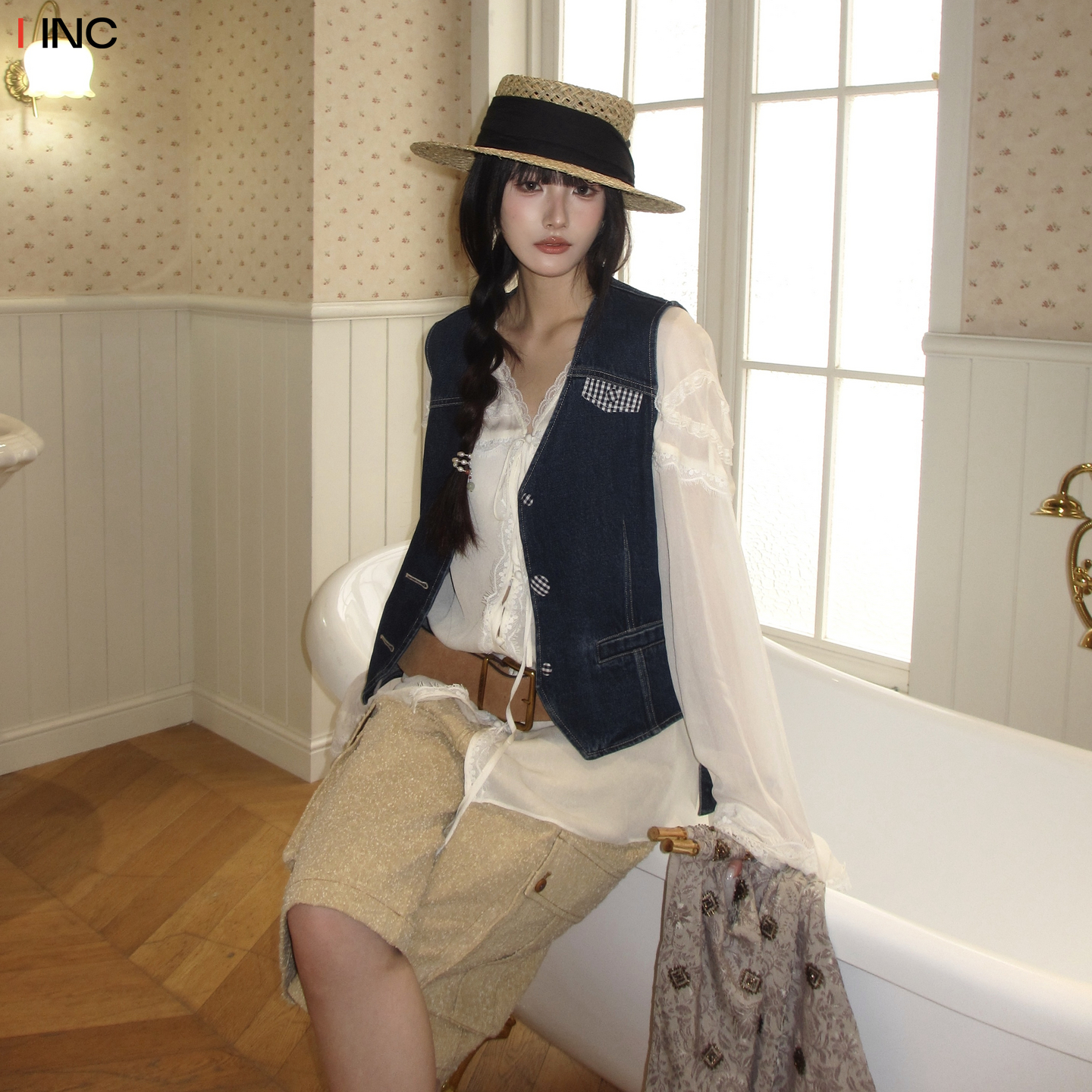 ICEDUST 格纹装饰牛仔马甲女25PF秋季新款V领无袖背心上衣IINC